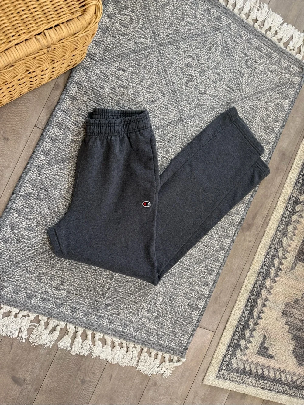 Champion Men's Dark Charcoal Heather Jogger Sweatpants Size Medium